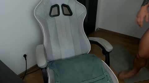 JaxonHunk online show from March 9, 5:22 am