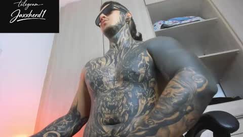 Snapshot of jaxxon22cm chatting on February 4, 6:14 pm Michael independient model online show from February 4, 6:14 pm