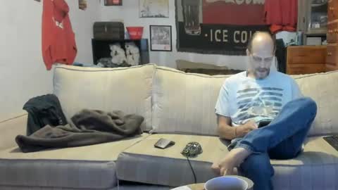 Snapshot of jay_short7863 chatting on June 26, 2:32 pm O F jay short786 online show from June 26, 2:32 pm
