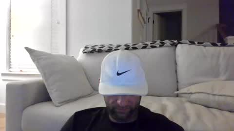 jaybee8112 online show from July 22, 9:01 am