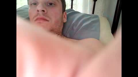 Snapshot of jaycollllee95 chatting on May 21, 3:41 pm jaycollllee95 online show from May 21, 3:41 pm