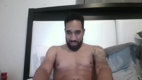 Snapshot of jayden23236 chatting on December 8, 6:17 pm jayden23236 online show from December 8, 6:17 pm