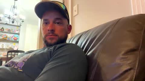 Snapshot of jbills910910 chatting on March 27, 3:56 am jbills910910 online show from March 27, 3:56 am