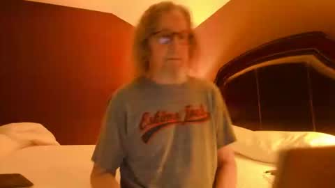 JDinEuless online show from May 10, 10:15 pm