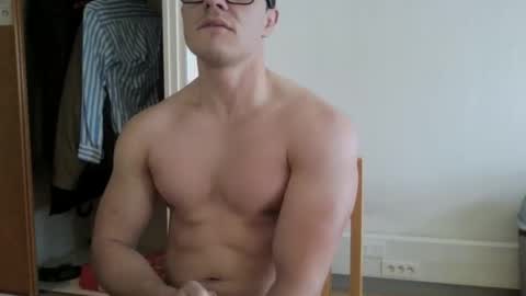 Snapshot of jeaggeur chatting on March 20, 12:10 pm jeaggeur online show from March 20, 12:10 pm