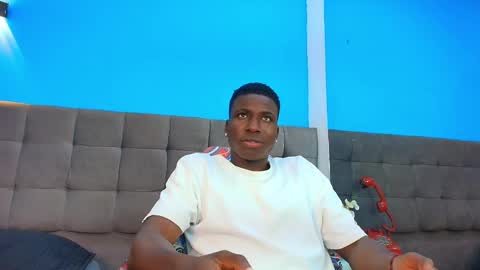 Snapshot of jeandante_ chatting on June 3, 8:25 pm Jeandante online show from June 3, 8:25 pm