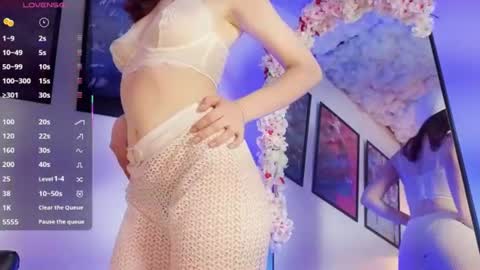 Snapshot of jeane_ chatting on June 28, 11:00 pm Jeane online show from June 28, 11:00 pm