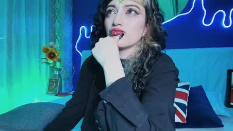Snapshot of jeannesabatier chatting on April 30, 7:53 pm Jean online show from April 30, 7:53 pm