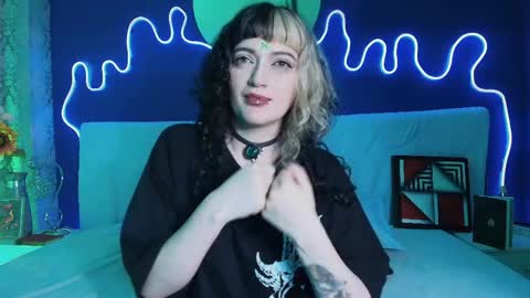 Snapshot of jeannesabatier chatting on April 30, 8:57 pm Jean online show from April 30, 8:57 pm