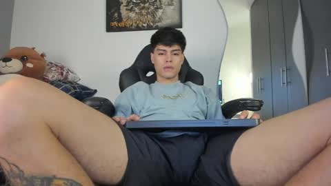 Jeanpii01 online show from April 19, 2:33 am