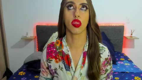  ashley   online show from January 29, 9:44 am