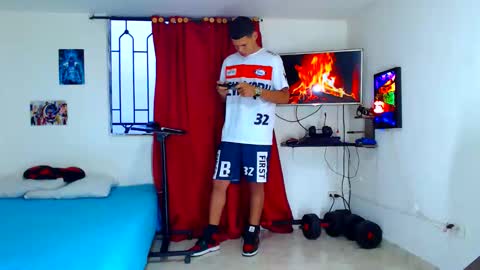 jeffer21_hot online show from June 8, 11:05 pm