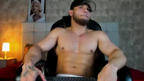 Snapshot of jeicob_gagnon chatting on May 14, 2:02 pm jeicob gagnon online show from May 14, 2:02 pm