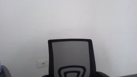 Snapshot of jeik22cm chatting on July 19, 4:00 pm jeik22cm online show from July 19, 4:00 pm