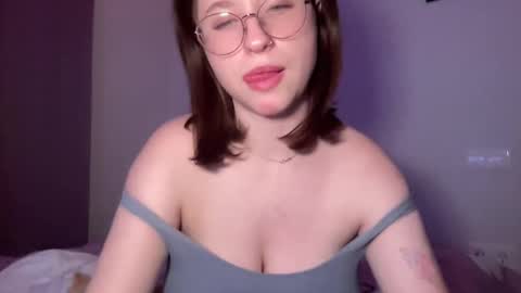 Inna  online show from February 5, 6:15 pm