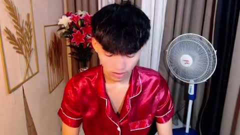 jemart_urnaughtboy online show from July 18, 12:42 pm