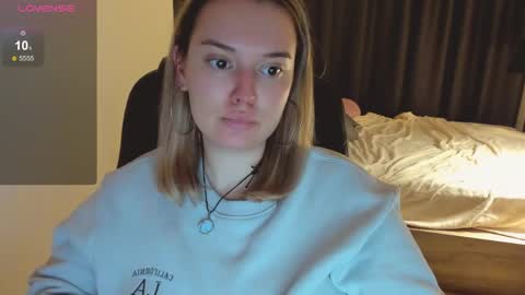 Snapshot of jeniceloveit_ chatting on April 25, 1:41 pm Jenice online show from April 25, 1:41 pm