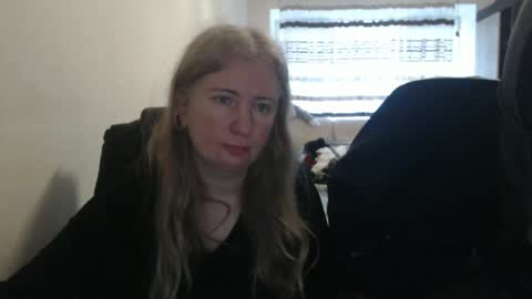 JenisAndPeter online show from April 7, 6:03 am