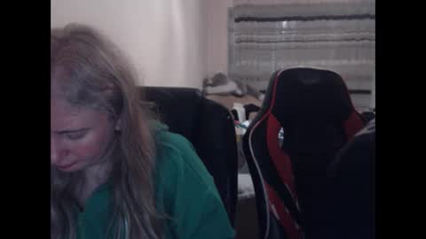 JenisAndPeter online show from April 16, 8:09 pm