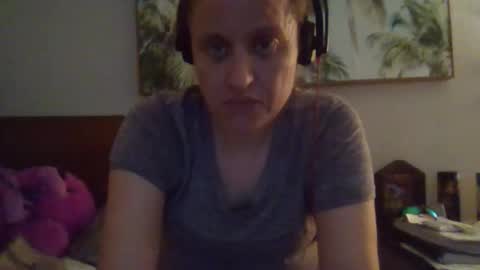 love me for who i am...I have a pussy so i make the rules... online show from April 11, 4:28 am