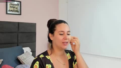 jenner_madison online show from February 1, 11:53 am