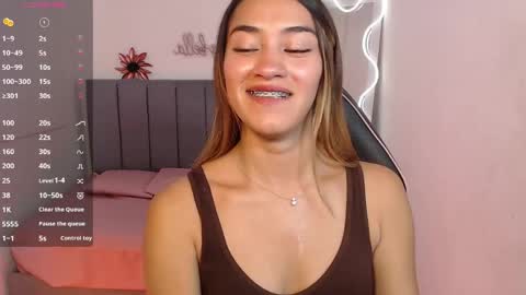 jenner online show from May 23, 3:12 am