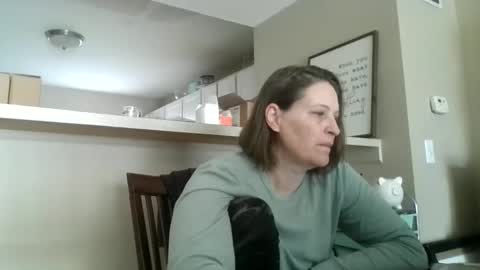 Snapshot of jennibean6996 chatting on February 27, 3:01 pm Jennibean6996 online show from February 27, 3:01 pm