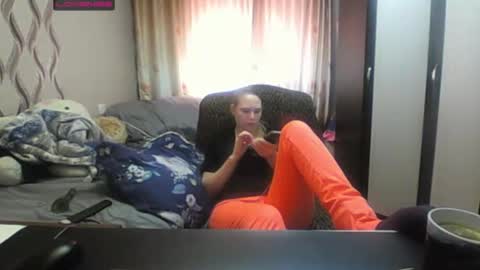 JenniDeep online show from January 19, 8:51 am