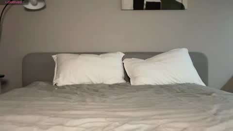 Snapshot of jennie_yung chatting on March 28, 11:04 pm jennie_yung online show from March 28, 11:04 pm