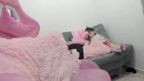 jennifer_bodyy0404 online show from June 17, 12:57 am