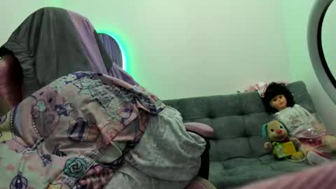 jennifer_bodyy0404 online show from July 29, 12:09 am