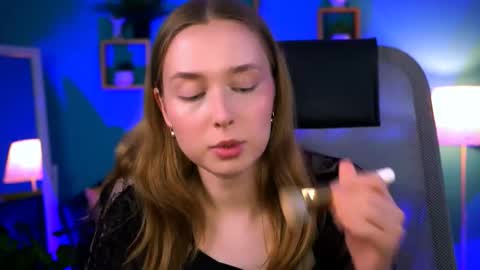 Snapshot of jennifergraces chatting on September 18, 8:44 pm Jennifer online show from September 18, 8:44 pm