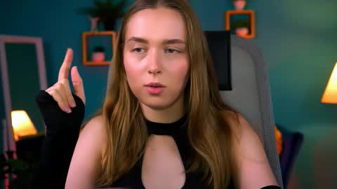 Snapshot of jennifergraces chatting on September 19, 9:26 pm Jennifer online show from September 19, 9:26 pm