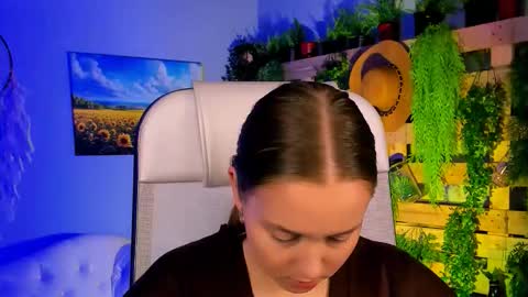 Snapshot of jennifergraces chatting on October 14, 3:13 pm Jennifer online show from October 14, 3:13 pm