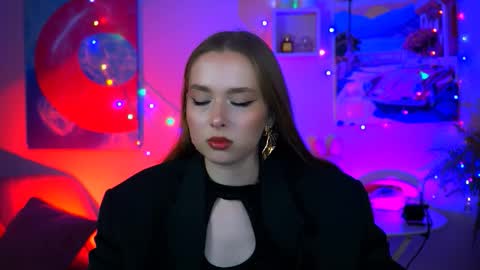 Snapshot of jennifergraces chatting on October 17, 1:35 pm Jennifer online show from October 17, 1:35 pm