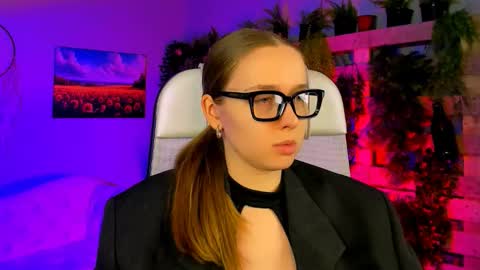 Snapshot of jennifergraces chatting on February 3, 5:07 pm Jennifer online show from February 3, 5:07 pm