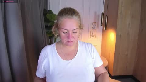 Jennifer online show from October 12, 3:00 pm