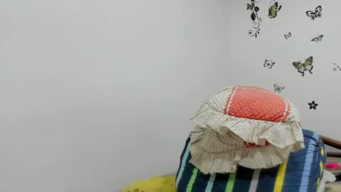 Snapshot of jenniferloveyou chatting on July 13, 5:05 pm jenniferloveyou online show from July 13, 5:05 pm