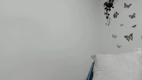 Snapshot of jenniferloveyou chatting on July 15, 11:10 pm jenniferloveyou online show from July 15, 11:10 pm
