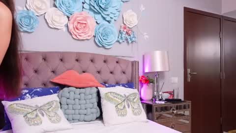 JenniferLovveX online show from June 30, 4:13 am