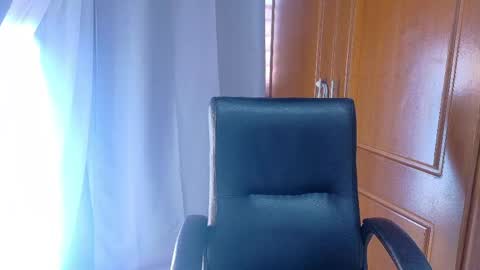 Jennifer vega  online show from April 18, 9:04 pm