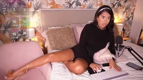Jenny Roberts online show from October 16, 7:04 pm