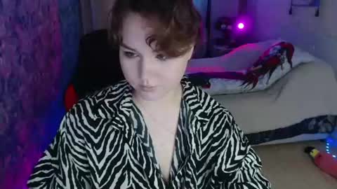 Jenny online show from July 4, 5:13 am