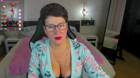 Snapshot of jennymons chatting on July 12, 7:54 am Jenny online show from July 12, 7:54 am