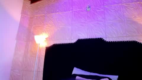 Jenny  online show from May 7, 11:04 am