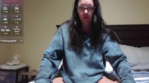 jenroses82 online show from June 27, 1:10 am