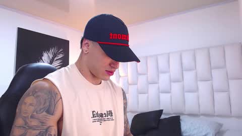 Jeremy lane online show from February 19, 12:06 am