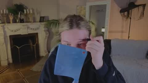 Snapshot of jes_solar chatting on September 25, 11:36 am jes_solar online show from September 25, 11:36 am