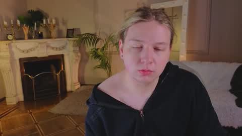 Snapshot of jes_solar chatting on October 9, 11:19 am jes_solar online show from October 9, 11:19 am