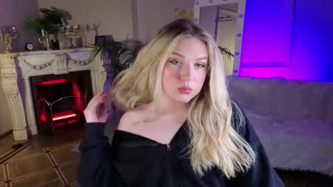 Snapshot of jes_solar chatting on October 24, 9:44 pm jes_solar online show from October 24, 9:44 pm